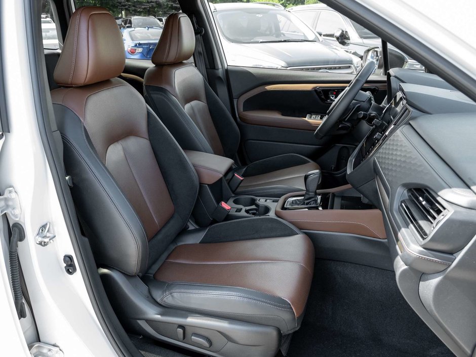 2025 Subaru Forester Premier-24