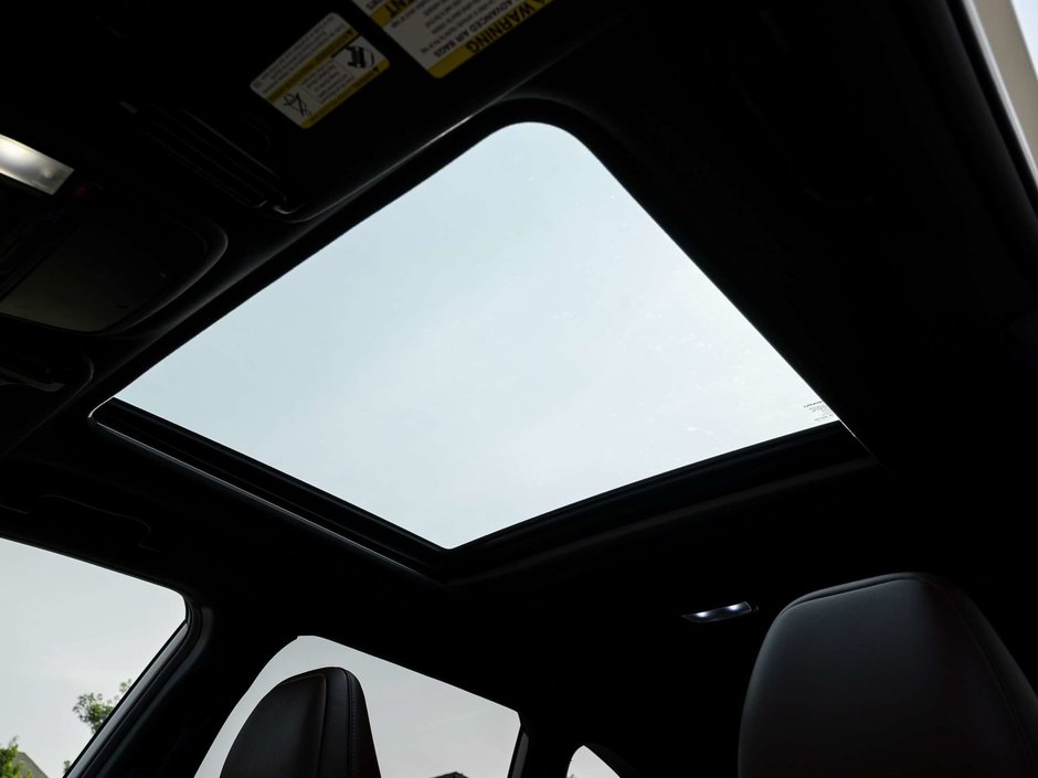2025 Subaru Forester Premier-23