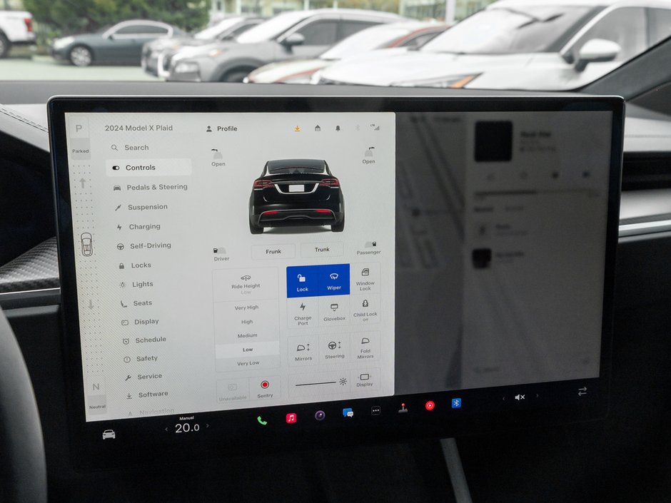 2024 Tesla Model X Plaid-21