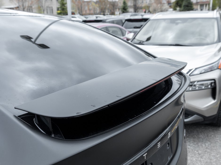 2024 Tesla Model X Plaid-9
