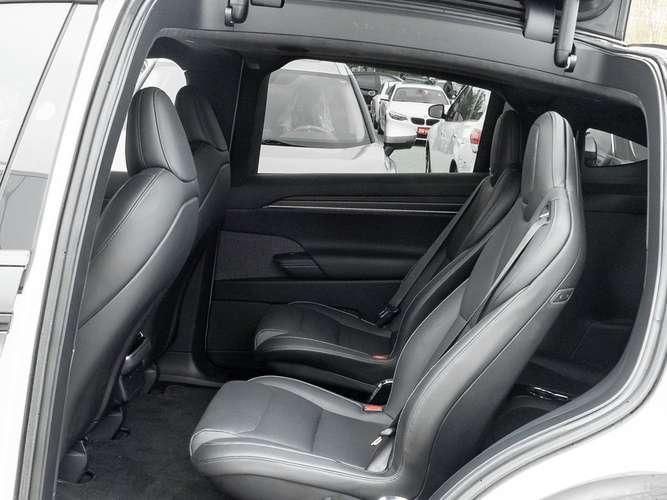 2024 Tesla Model X Plaid-30