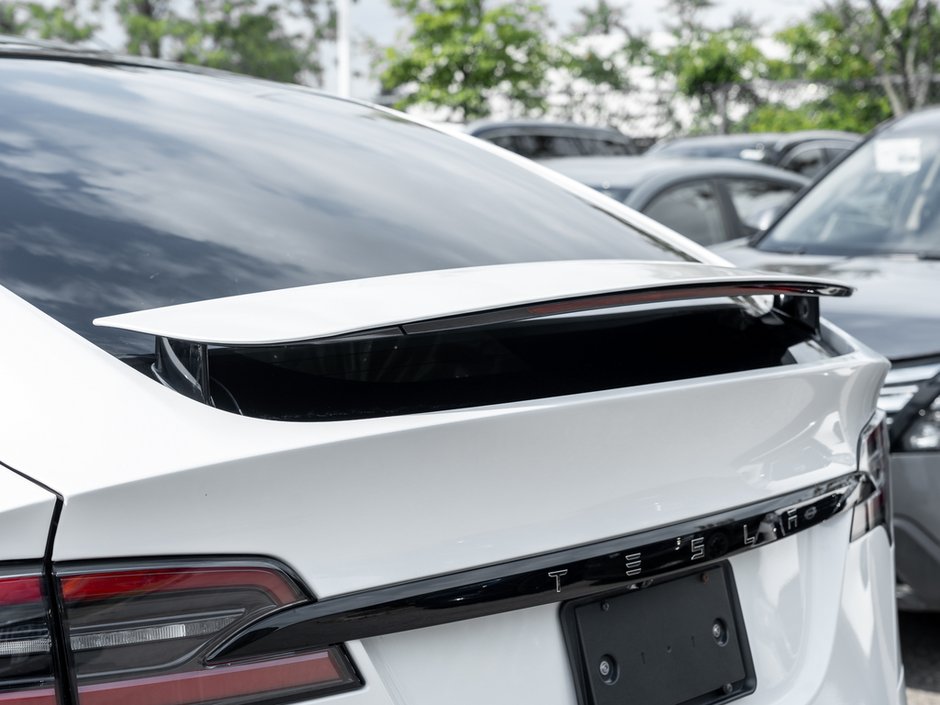 2024 Tesla Model X AWD-10