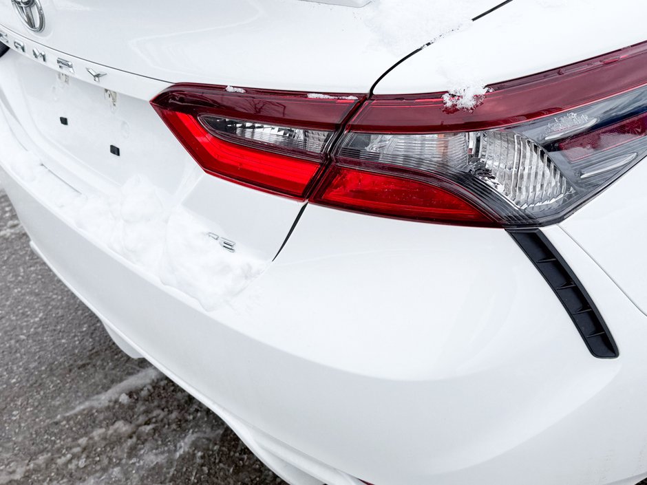 2022 Toyota Camry SE-11