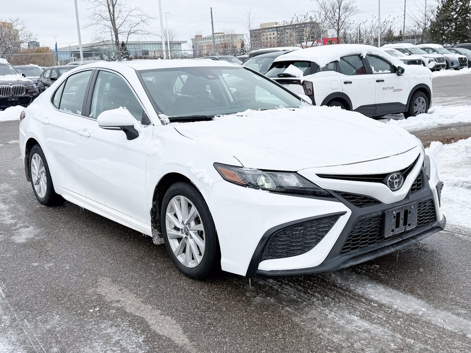 2022 Toyota Camry SE-8
