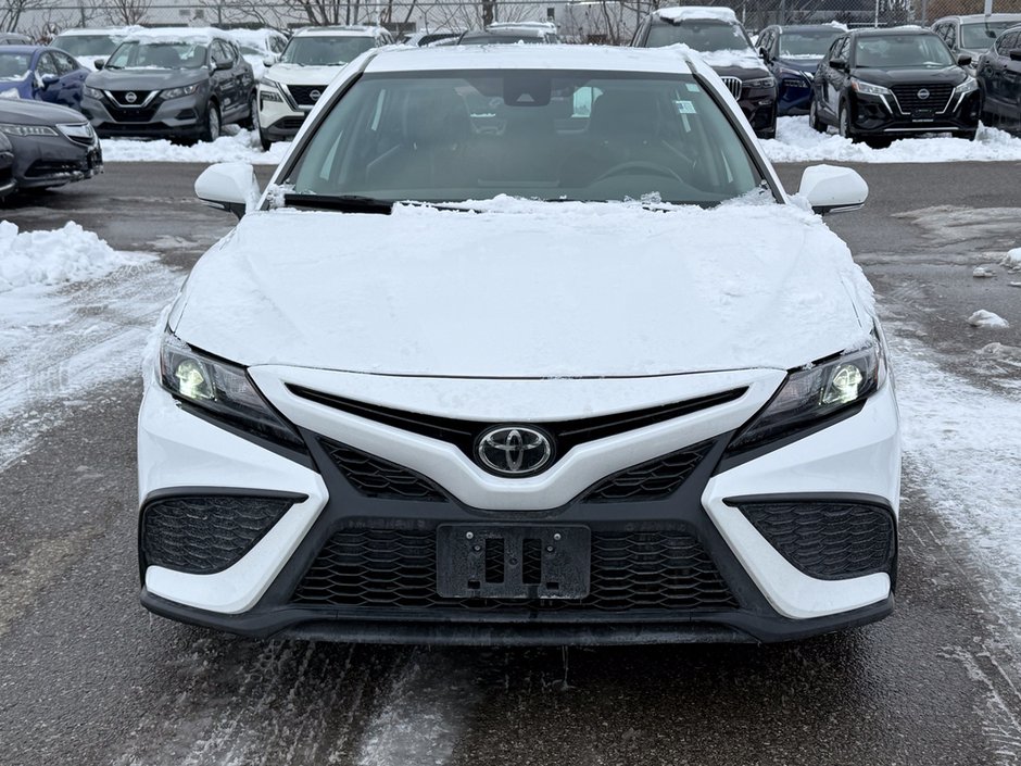 2022 Toyota Camry SE-26