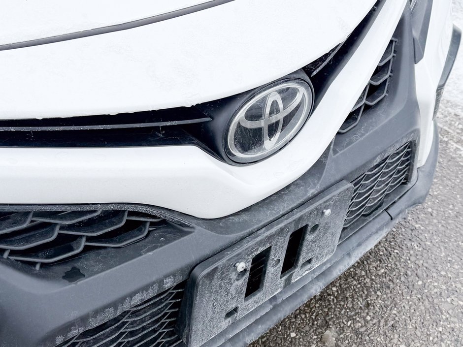 2022 Toyota Camry SE-9