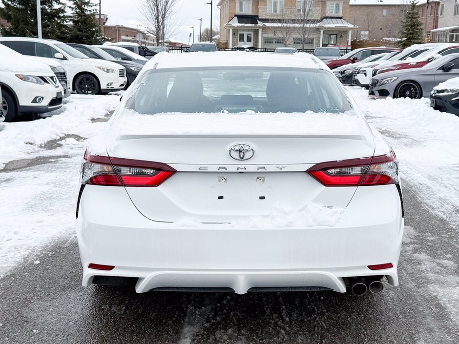 2022 Toyota Camry SE-5