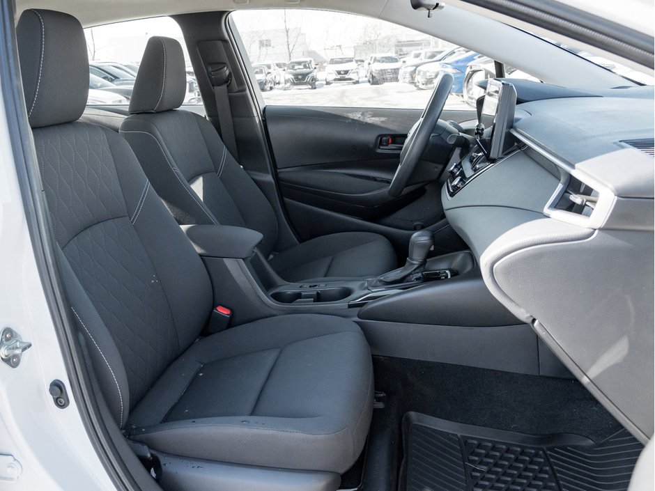 2024 Toyota Corolla Hybrid LE-21