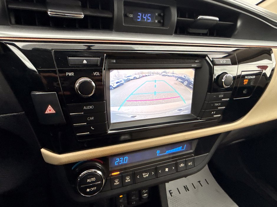 2015 Toyota Corolla LE-11