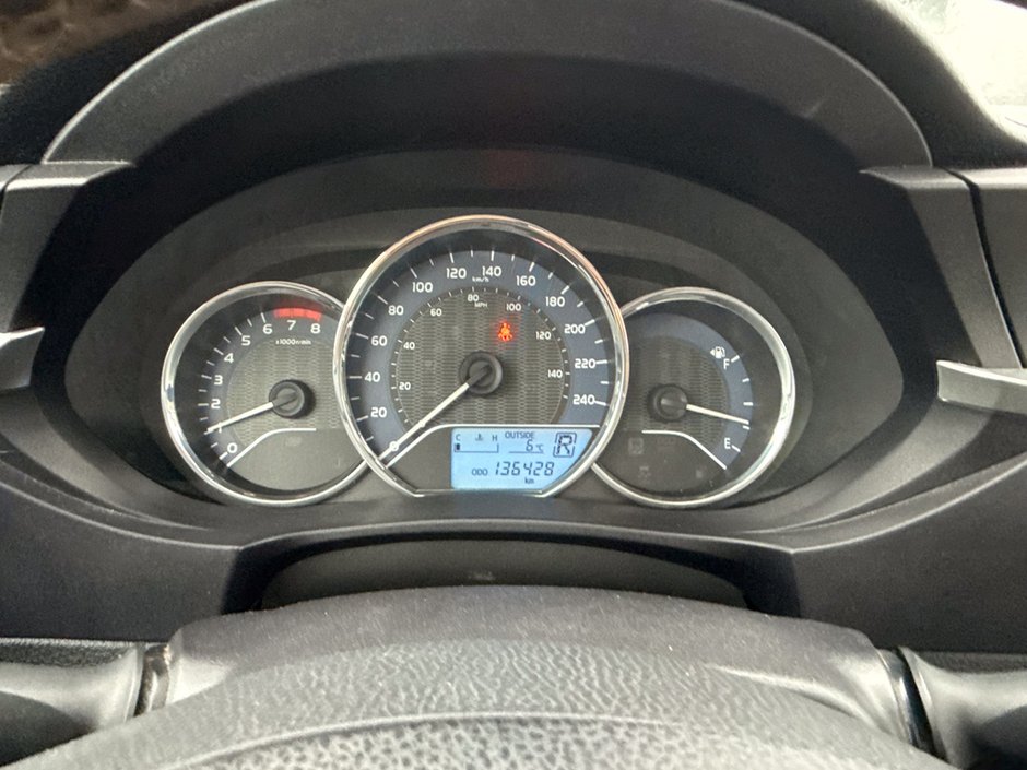 2015 Toyota Corolla LE-12