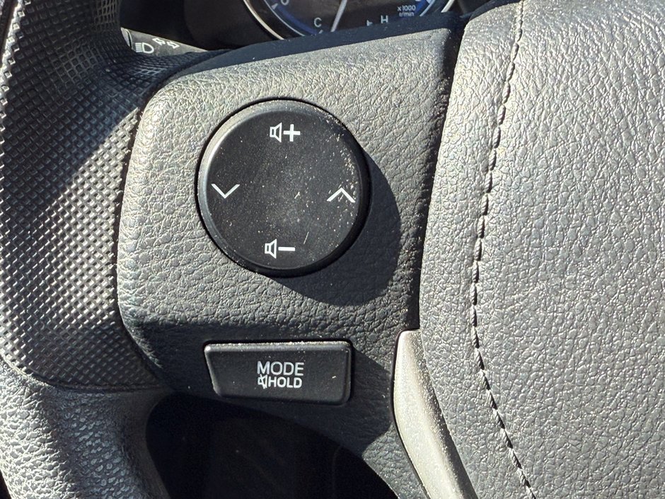 2018 Toyota Corolla LE-21