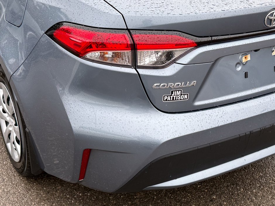 2020 Toyota Corolla LE-13