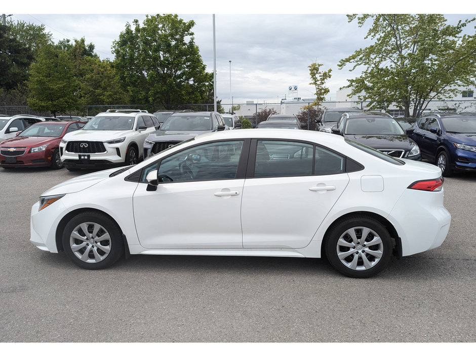 2022 Toyota Corolla LE-4