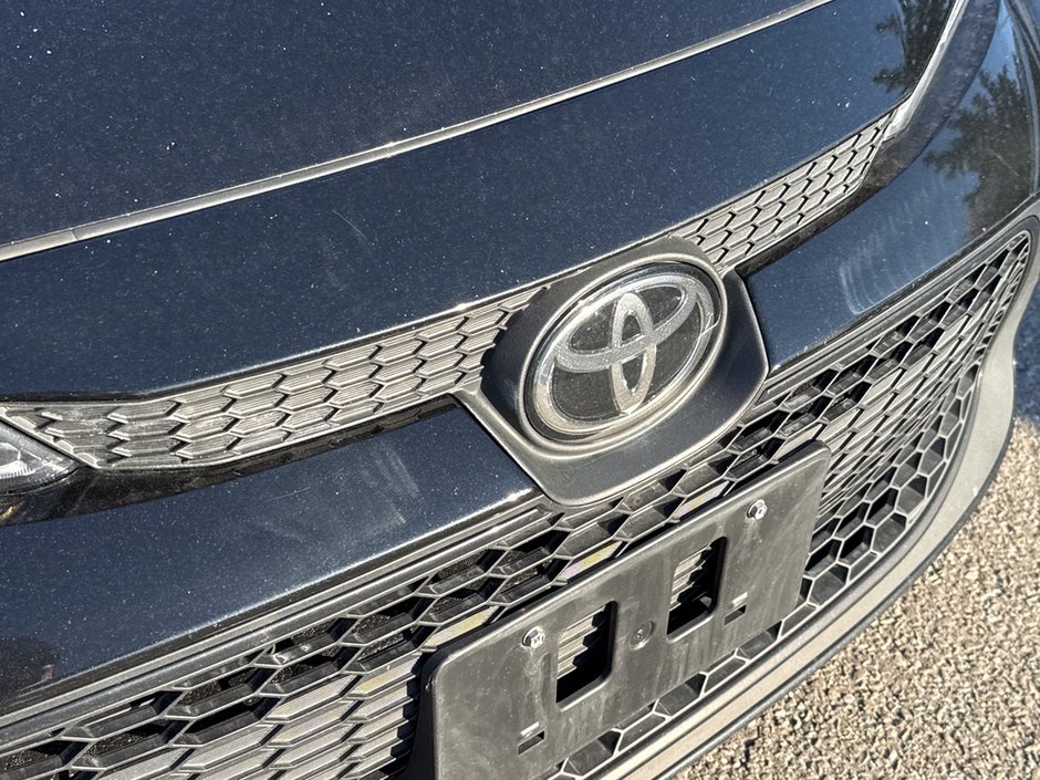 2022 Toyota Corolla LE-9