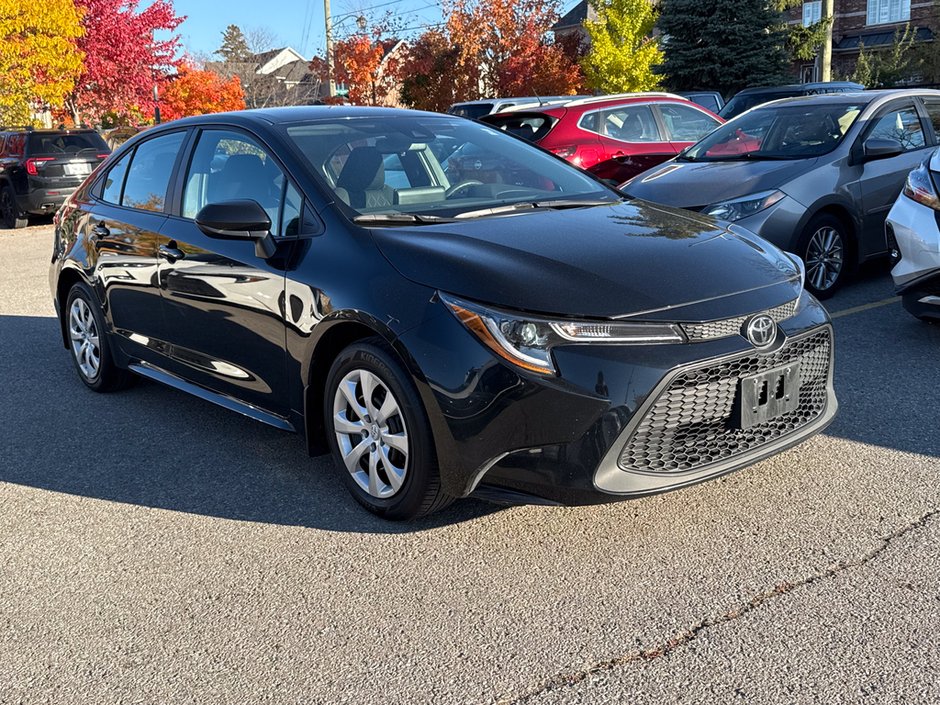 2022 Toyota Corolla LE-8