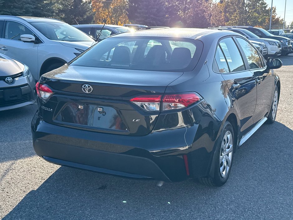2022 Toyota Corolla LE-6