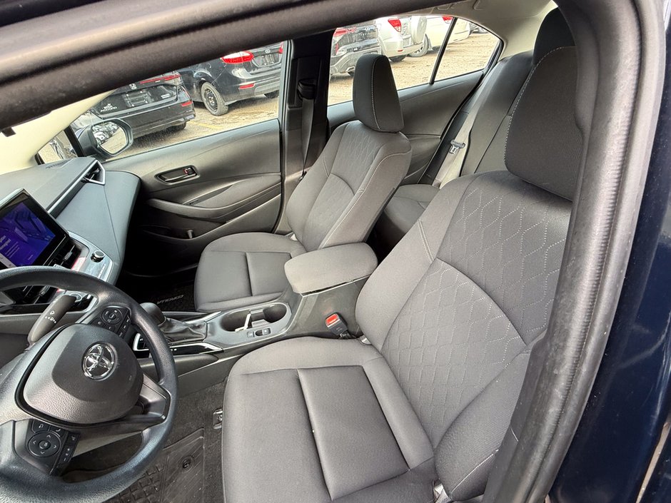 2024 Toyota Corolla LE-19