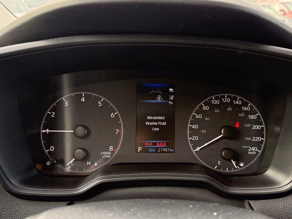 2024 Toyota Corolla LE-20