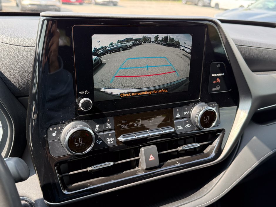 2023 Toyota Highlander hybrid LE-26
