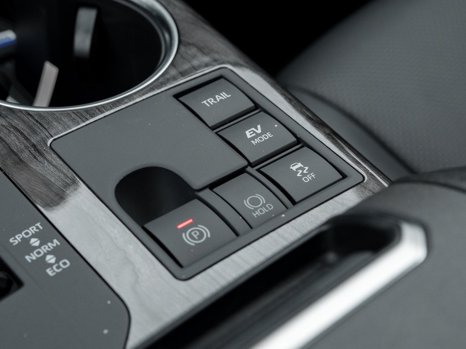 2026 Toyota Highlander Hybrid Limited-19