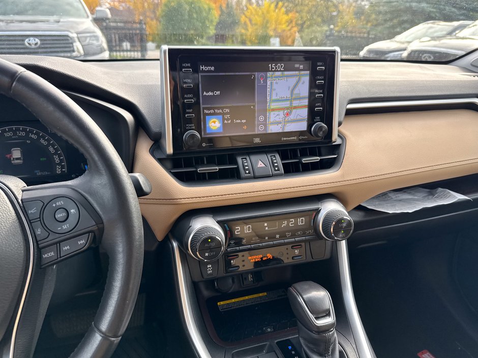 2019 Toyota RAV4 Hybrid Limited-18