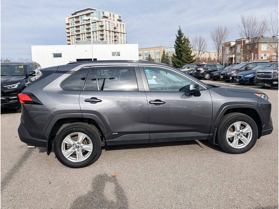 2021 Toyota RAV4 Hybrid XLE-6