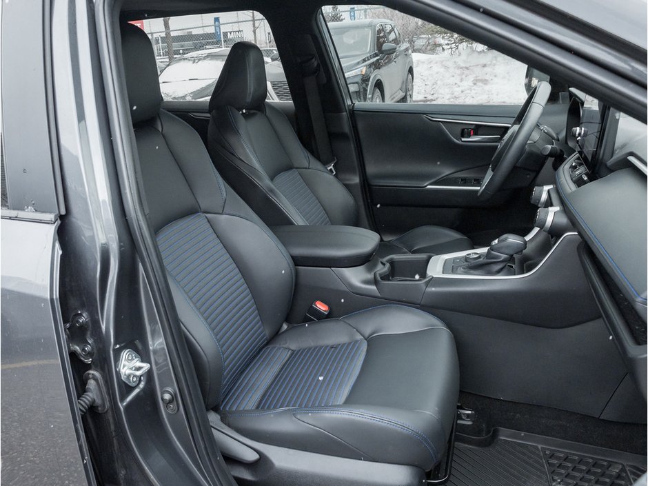 2023 Toyota RAV4 Hybrid XSE-23