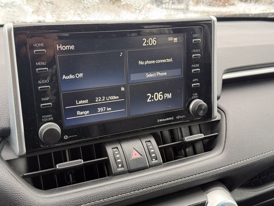 2020 Toyota RAV4 XLE-17