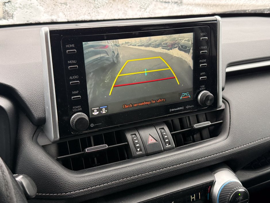 2020 Toyota RAV4 XLE-18