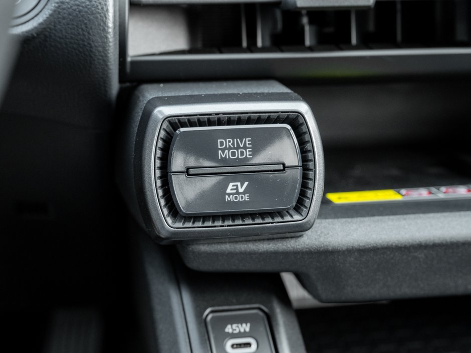 2026 Toyota RAV4 XLE-15