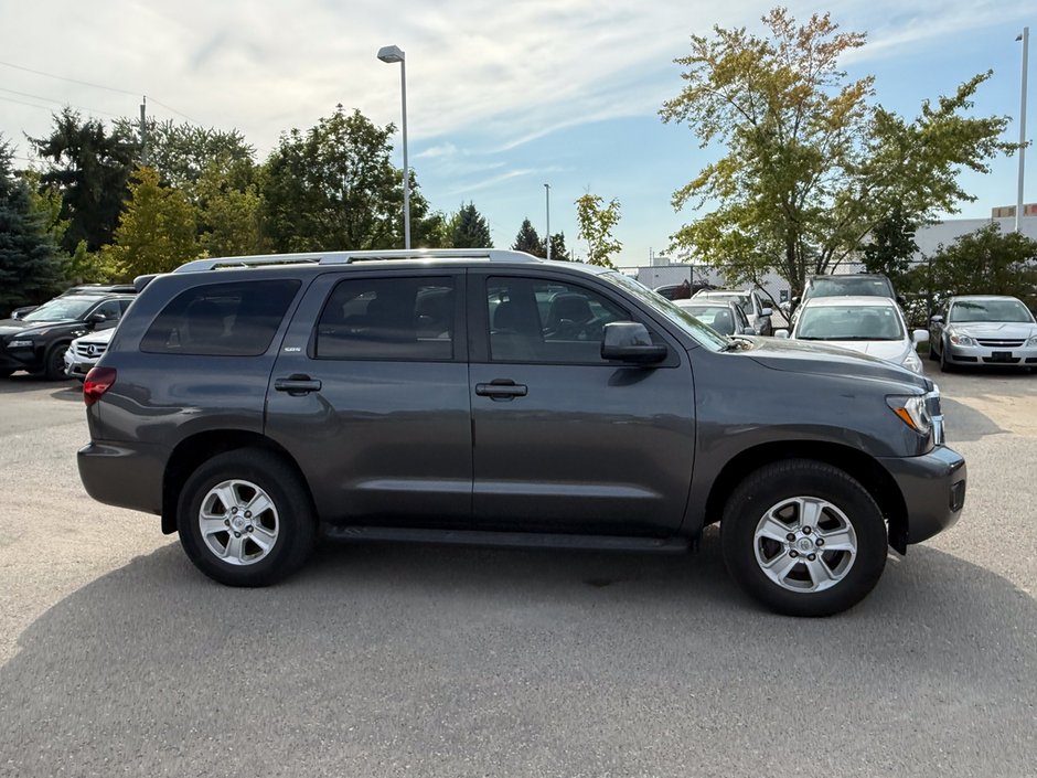 2019 Toyota Sequoia SR5-8