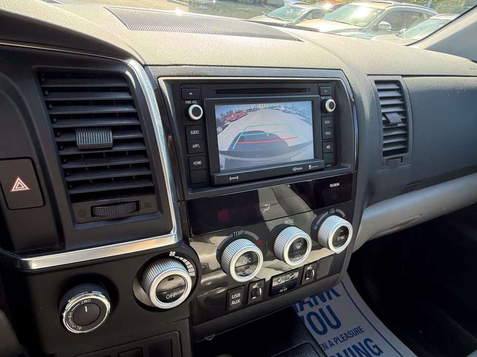 2019 Toyota Sequoia SR5-28