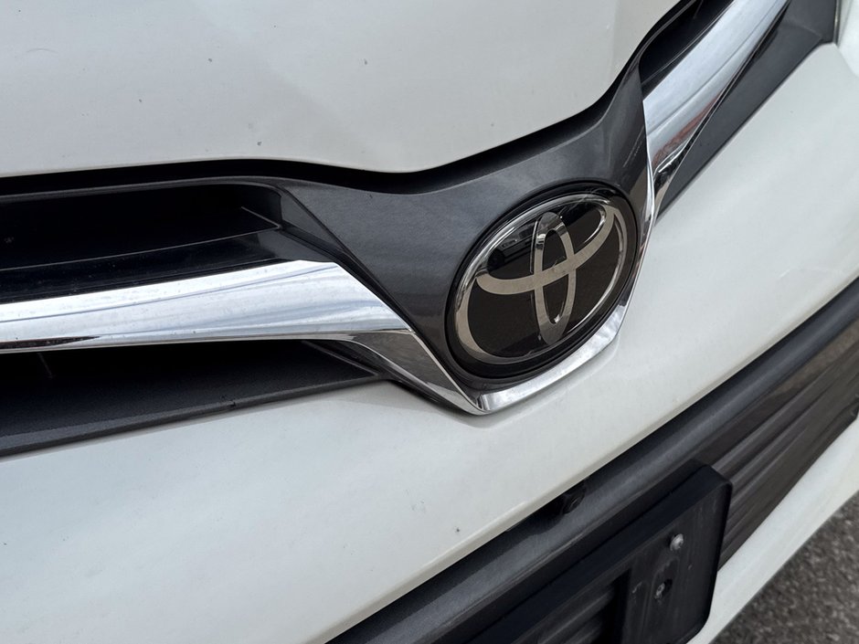 2018 Toyota Sienna LIMITED-9