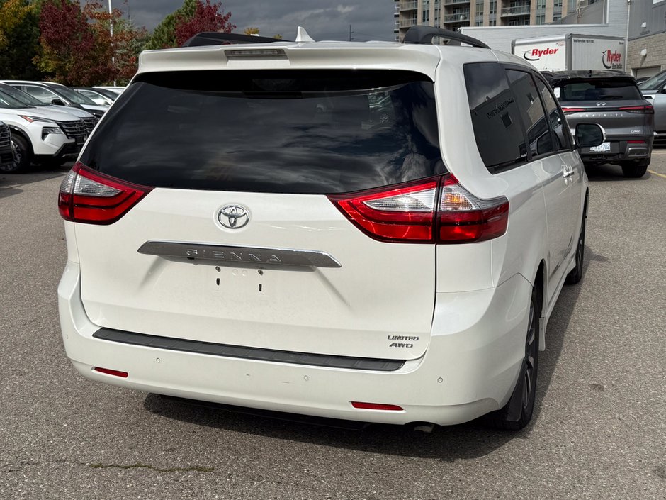 2018 Toyota Sienna LIMITED-6
