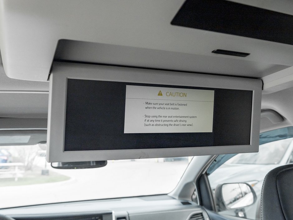 2019 Toyota Sienna SE-22