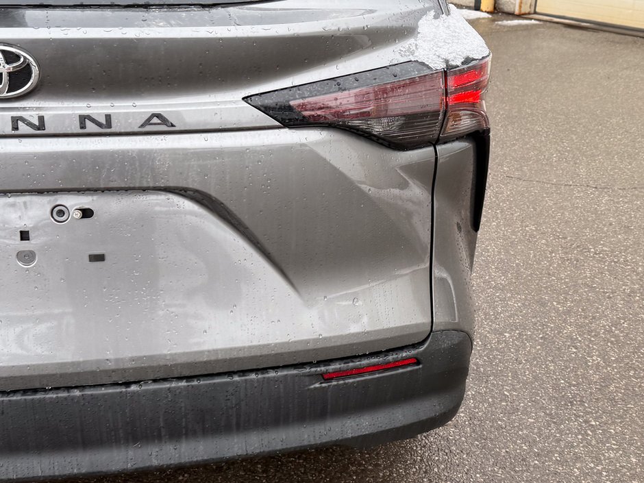 2026 Toyota Sienna LE-12