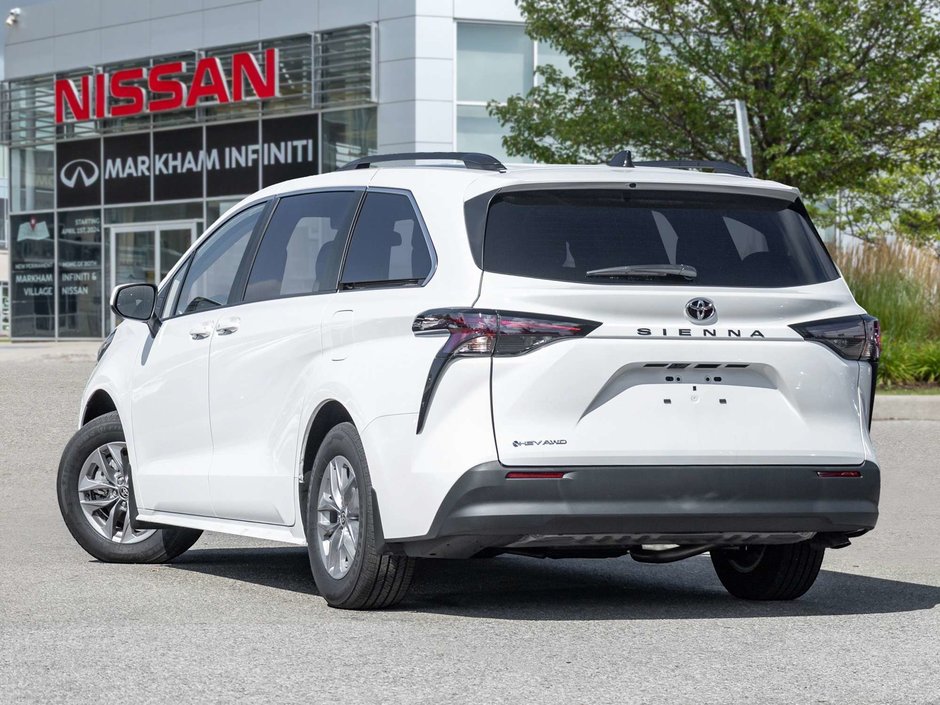 2026 Toyota Sienna LE AWD-5