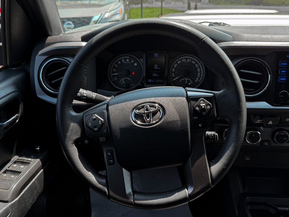 2017 Toyota Tacoma TRD Off-Road-18