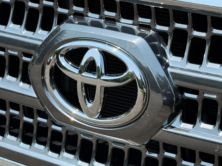 2017 Toyota Tacoma TRD Off-Road-9