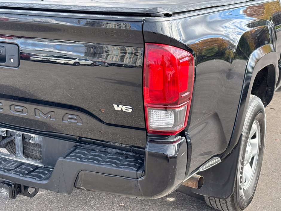 2023 Toyota Tacoma Base-10