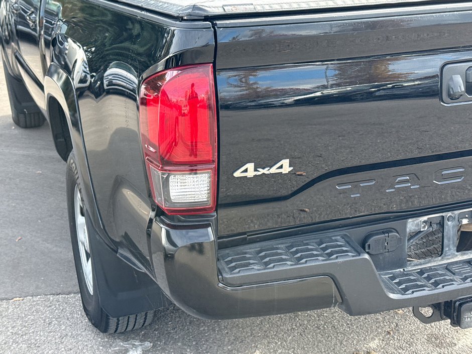 2023 Toyota Tacoma Base-11