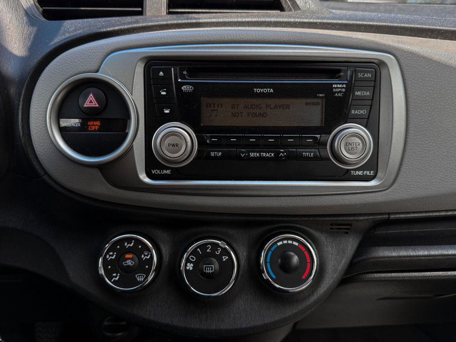 2012 Toyota Yaris CE-16