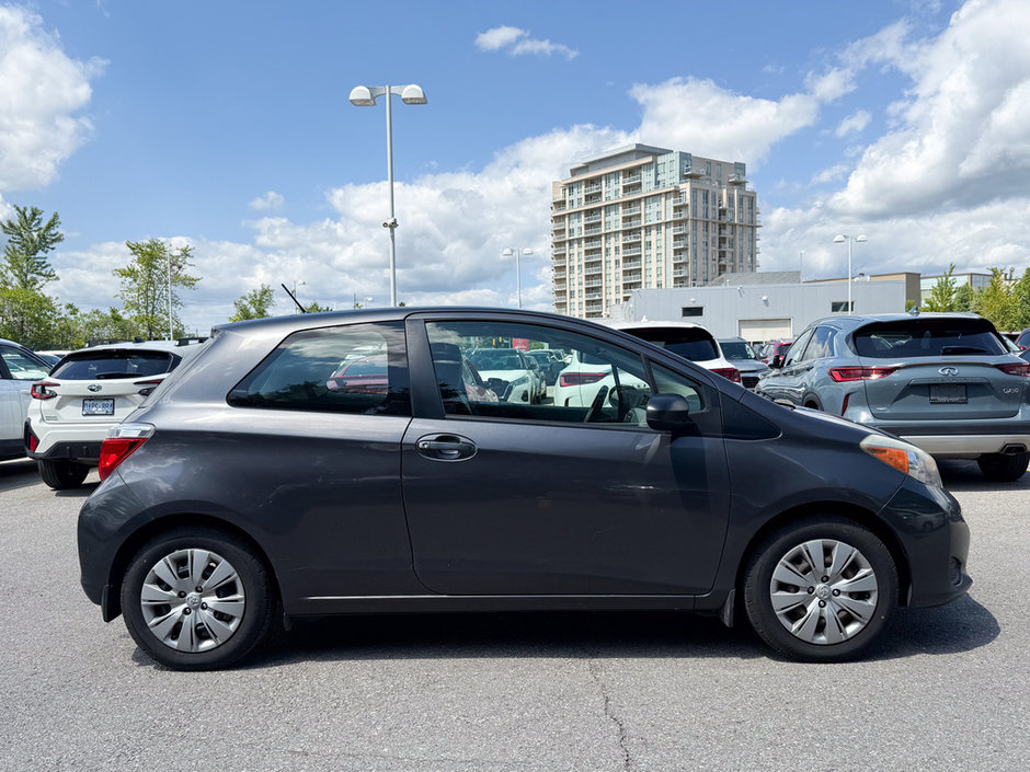 2012 Toyota Yaris CE-8