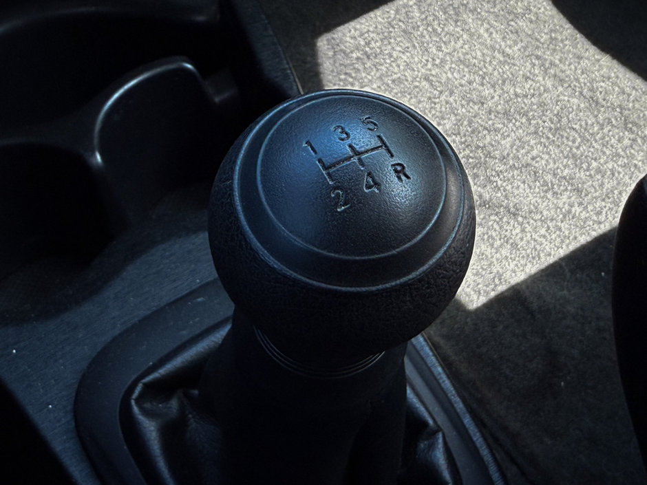 2012 Toyota Yaris CE-17