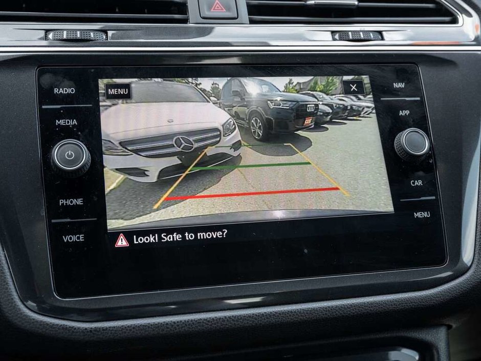 2019 Volkswagen Tiguan Highline-14