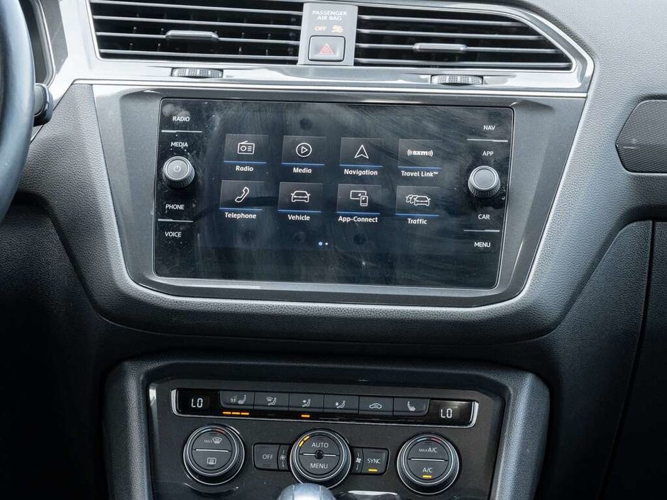 2019 Volkswagen Tiguan Highline-25