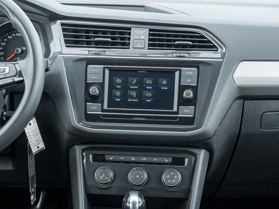 2020 Volkswagen Tiguan Trendline-23