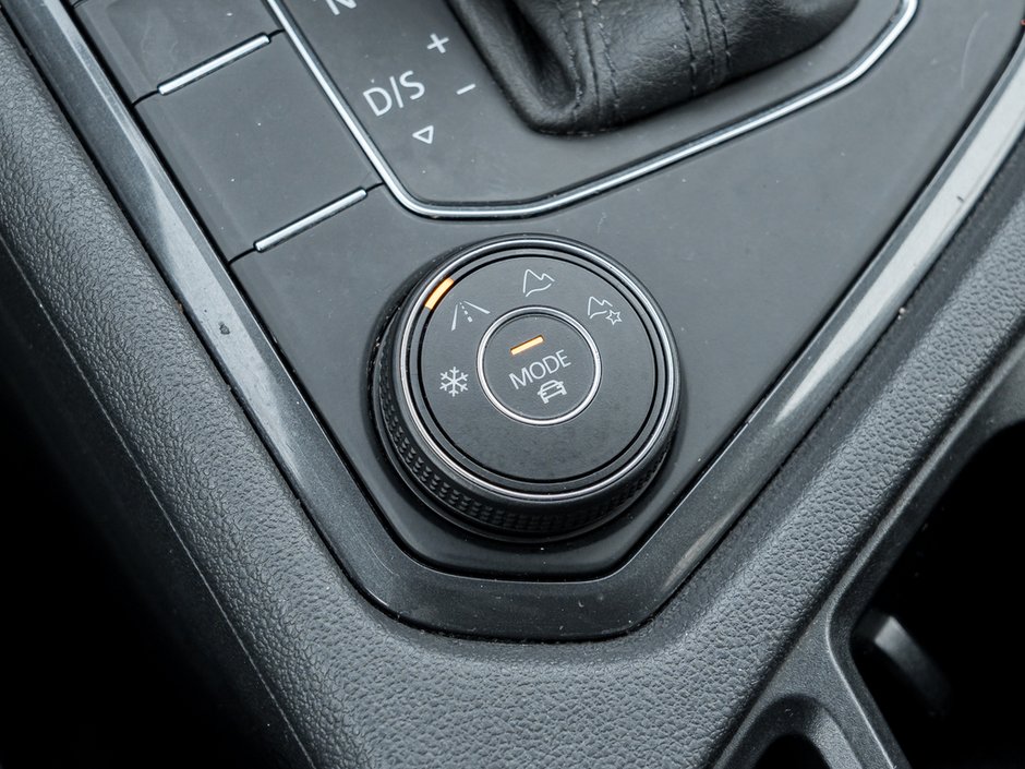 2020 Volkswagen Tiguan Trendline-16