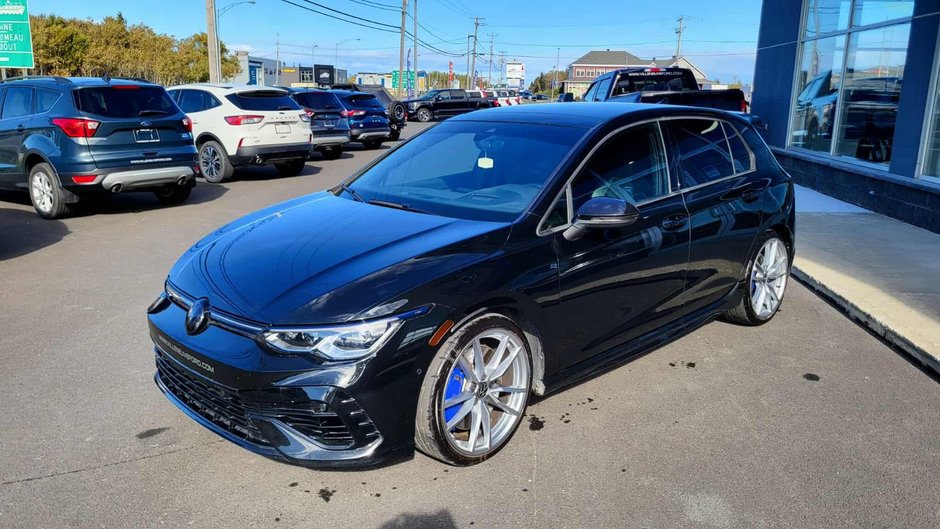 2024 Volkswagen Golf R BASE Carbon Pack in Matane, Quebec