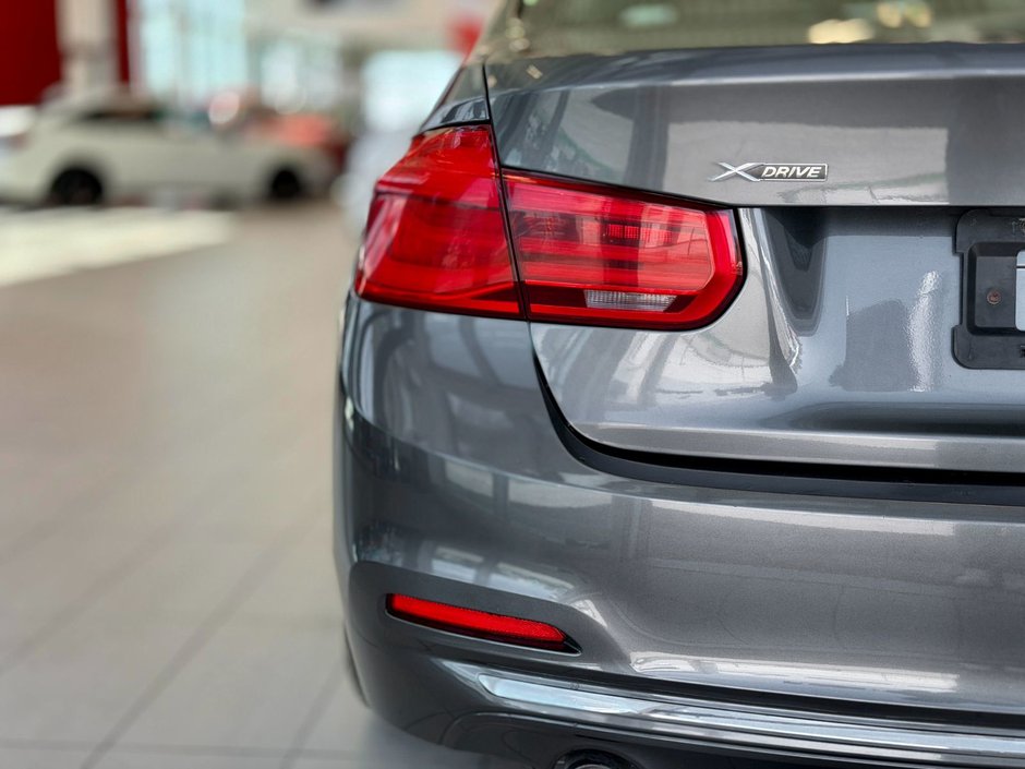 BMW 3 Series 328d xDrive 2016-10